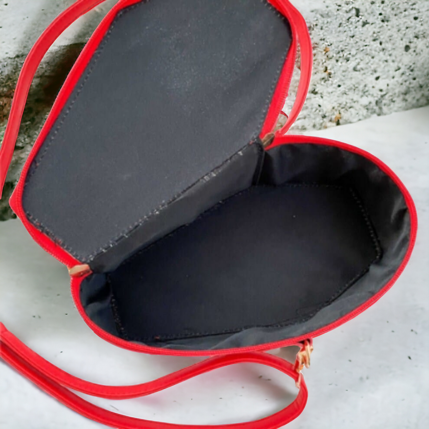 Retro Red Gothic Messenger Pouch Coffin-Shaped Shoulder Bag - Unique And Striking