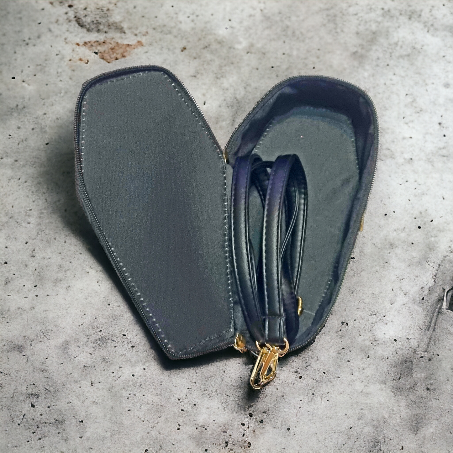Retro Black Gothic Messenger Pouch Coffin-Shaped Shoulder Bag - Unique And Striking