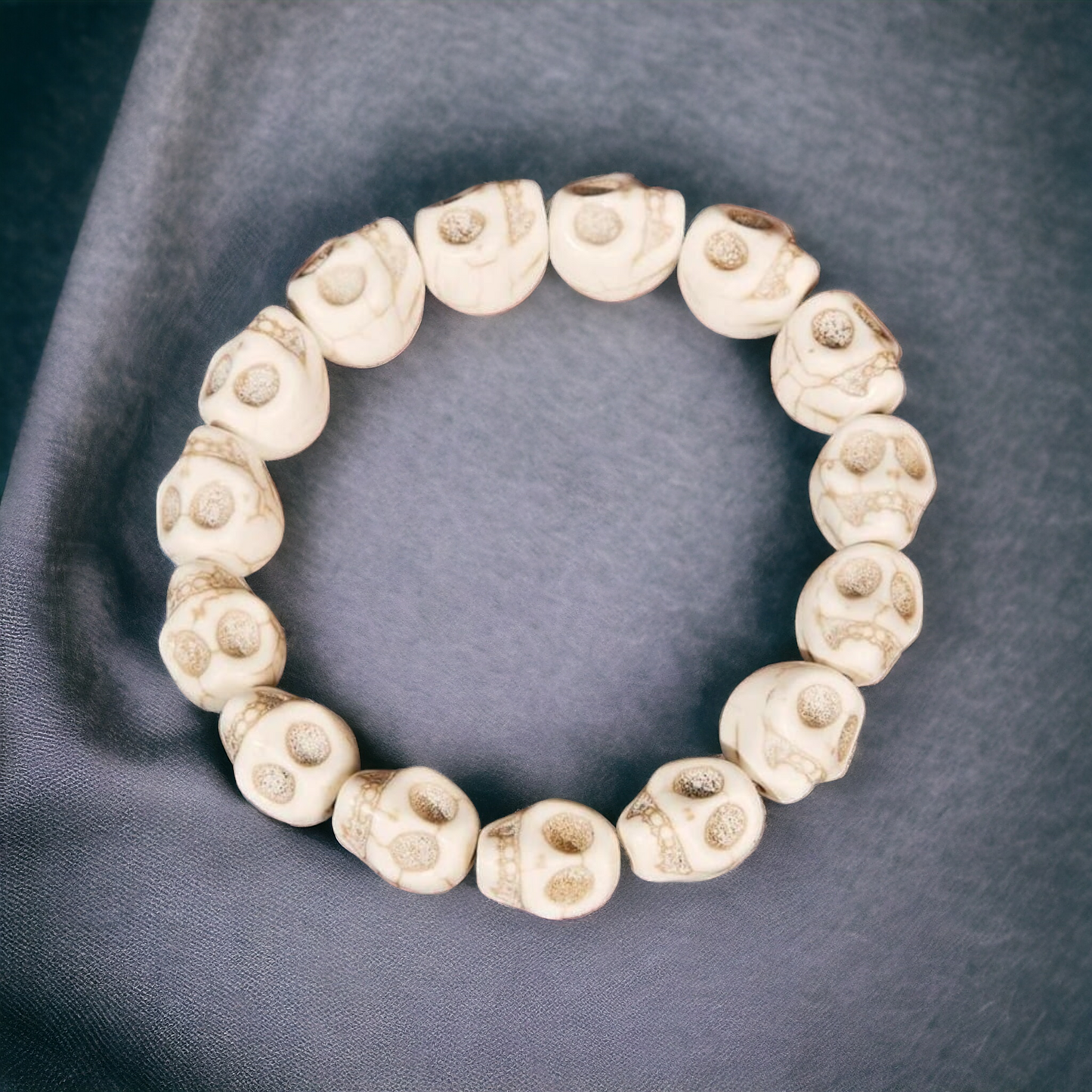 Skull Heads Bracelet – Embrace the Dark Aesthetic