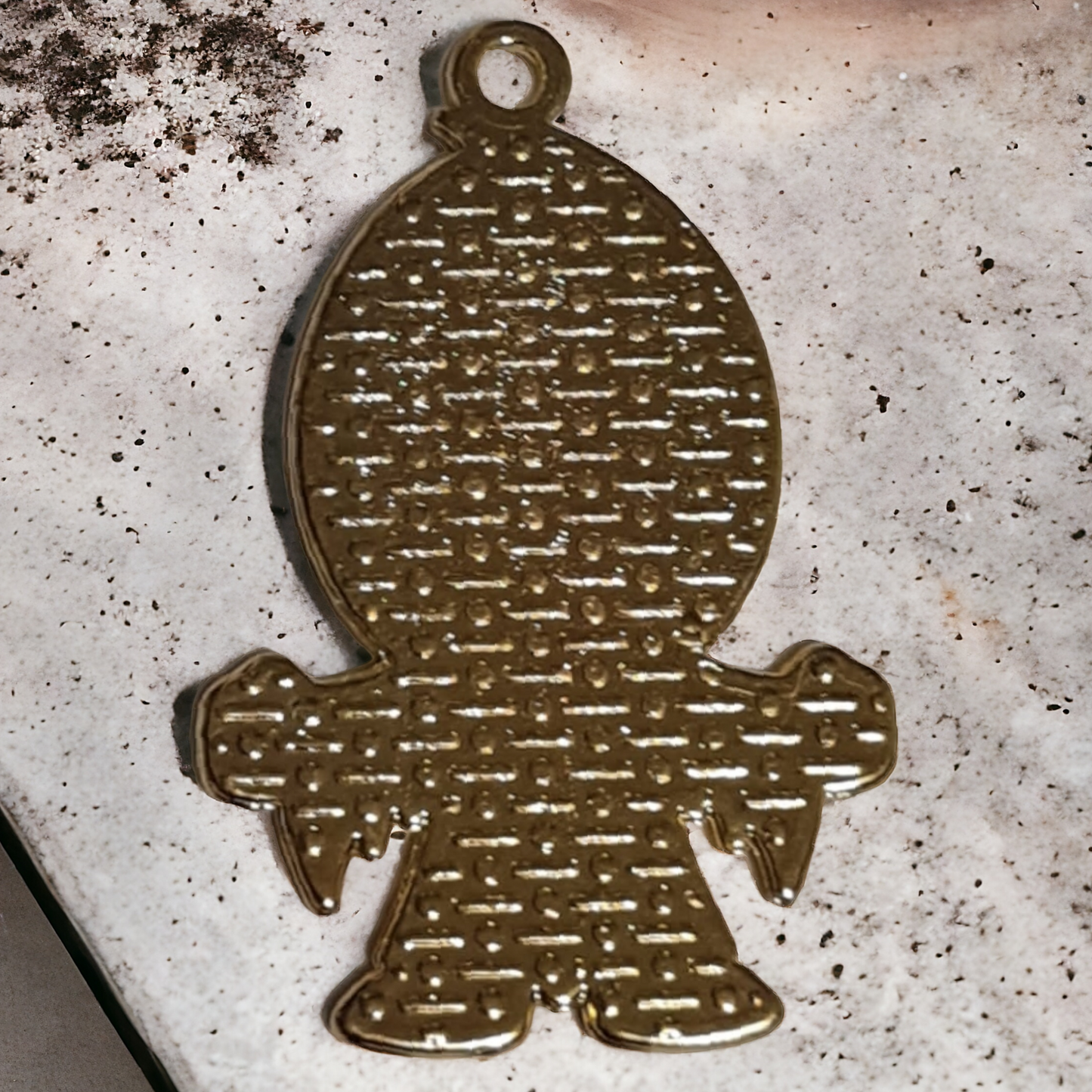 Handmade Ghost Pendant – A Unique Tribute to Horror Fans