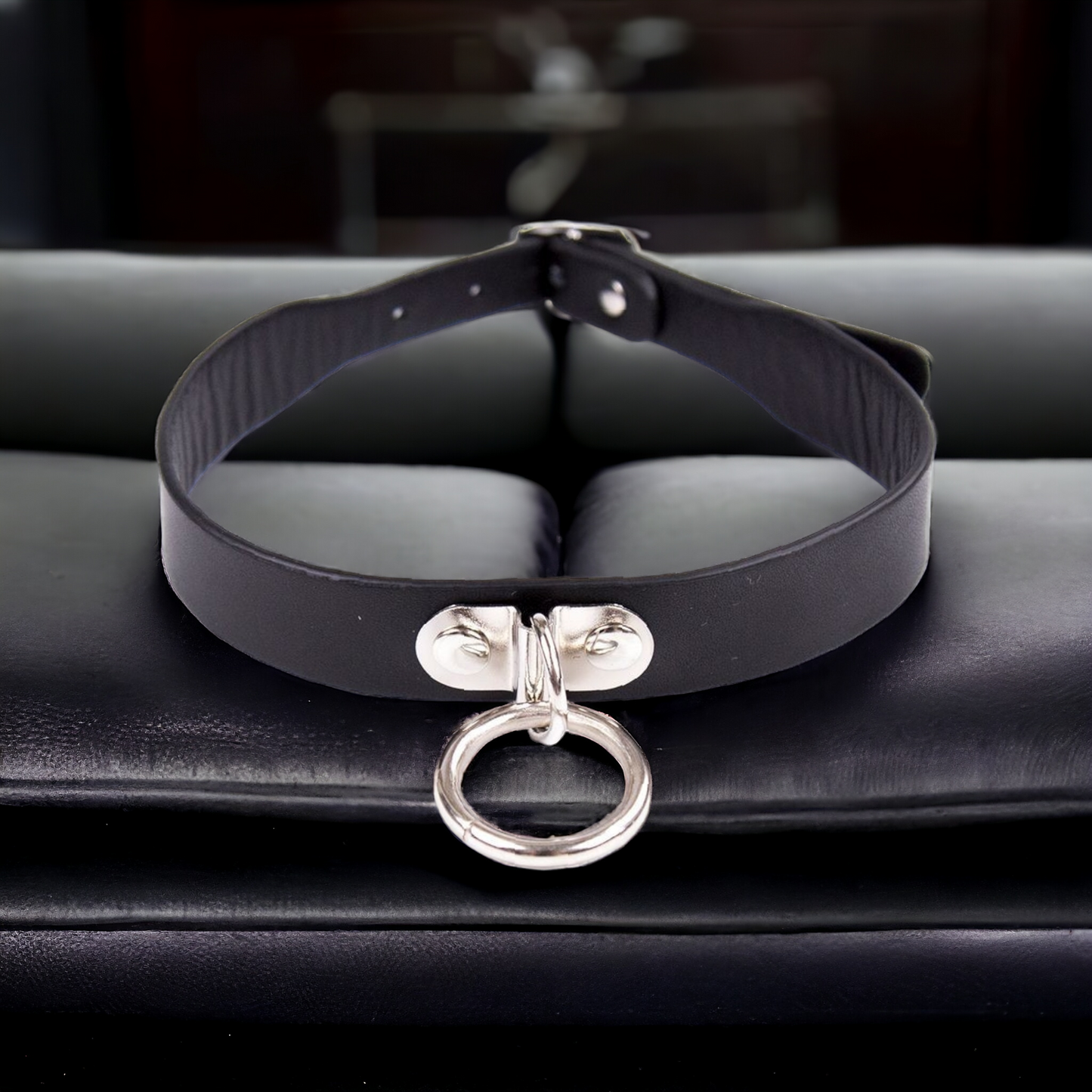 Hoop Choker - Subtle Yet Impactful Edge
