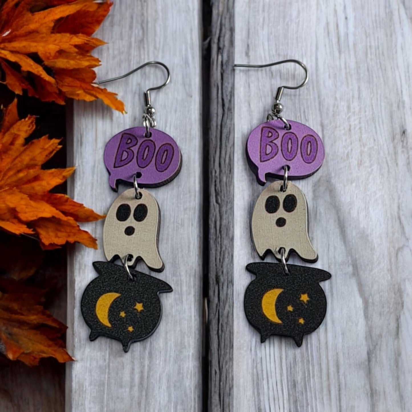 Ghost cauldron earrings Halloween boo
basket paranormal