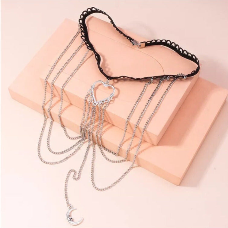 Silver Style Moon and Heart Layered Thigh Chain - Boho-Style Body Jewellery