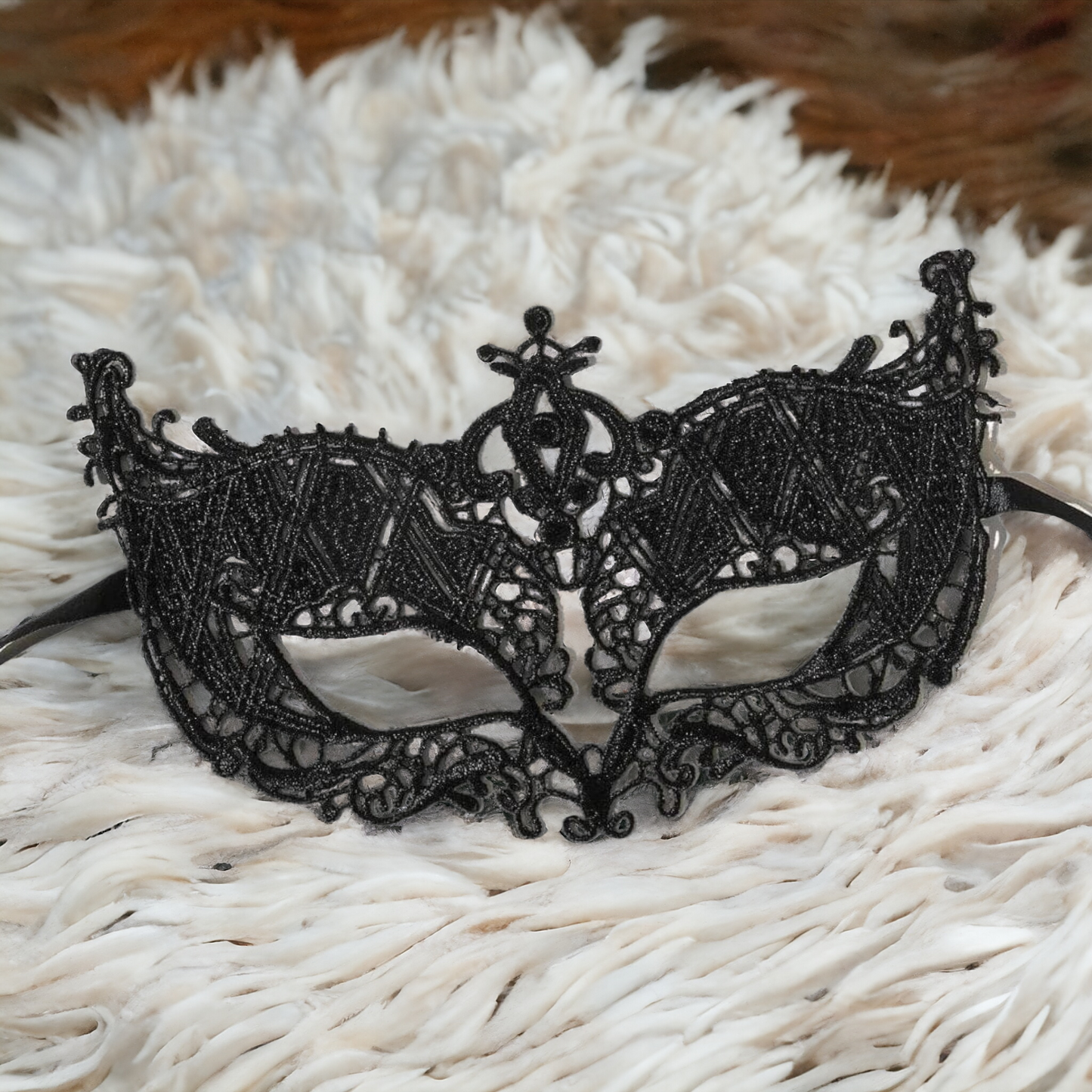 Beautiful Vintage Look Lace Masquerade Eye Mask